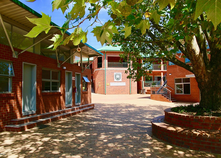 Bellavista School quad